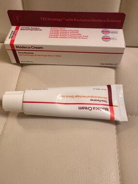 Madeca Cream in White & Red - Time Reverse Soothing Face Cream